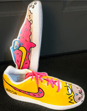 Load image into Gallery viewer, A SHOES - Nike Size 13 - HOMER SIMPSONS
